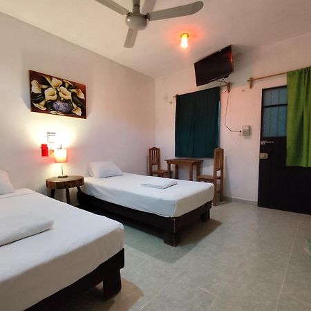 Alojamiento Ya'Ax Nah Playa del Carmen Extérieur photo