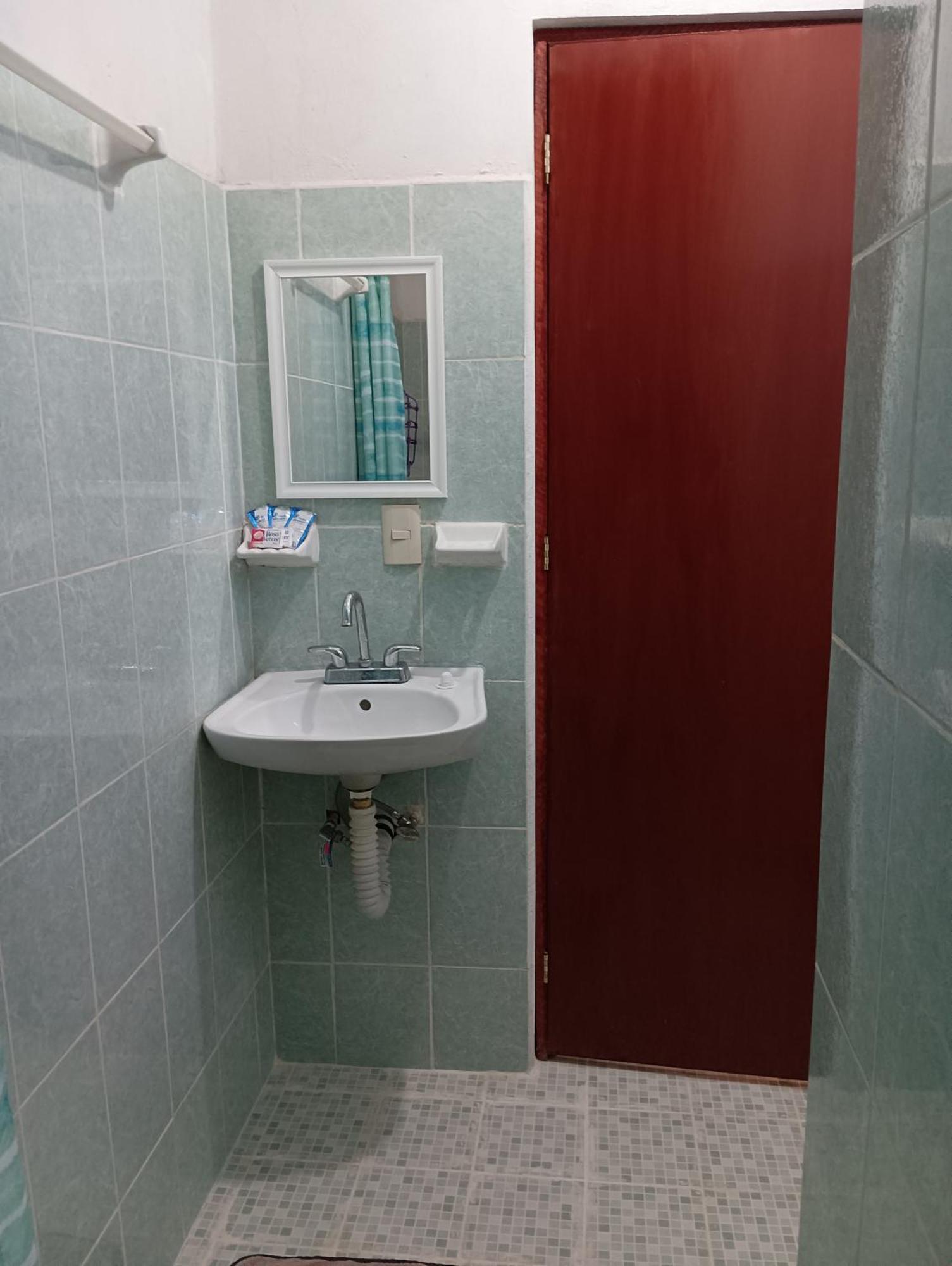 Alojamiento Ya'Ax Nah Playa del Carmen Chambre photo