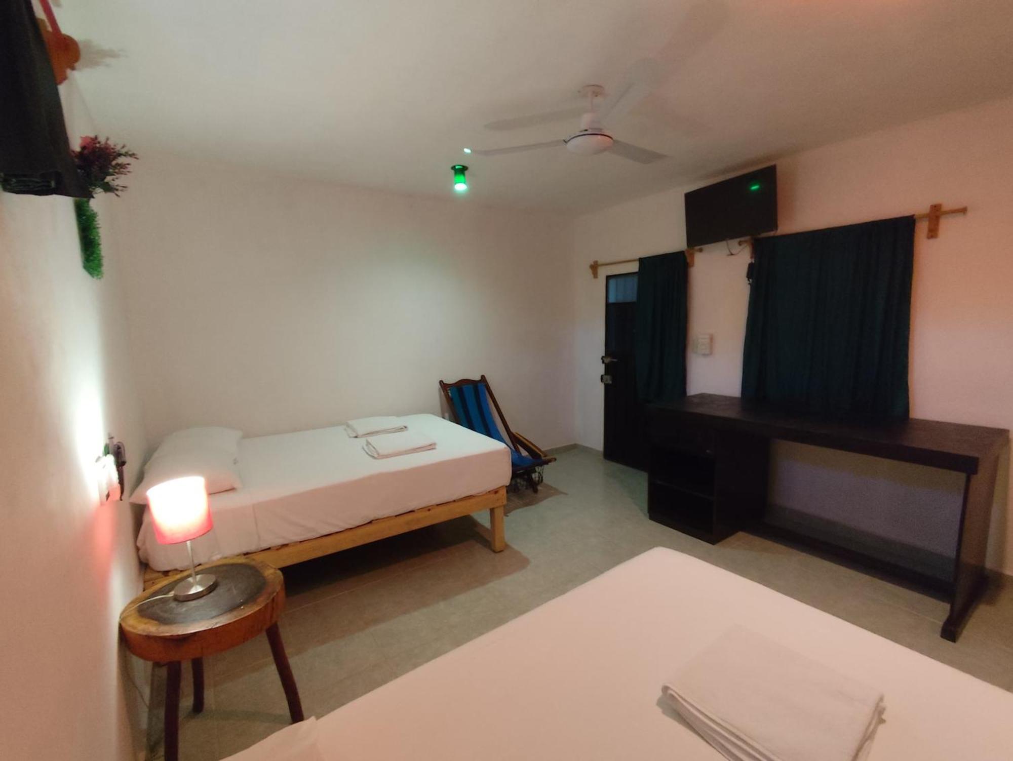 Alojamiento Ya'Ax Nah Playa del Carmen Extérieur photo