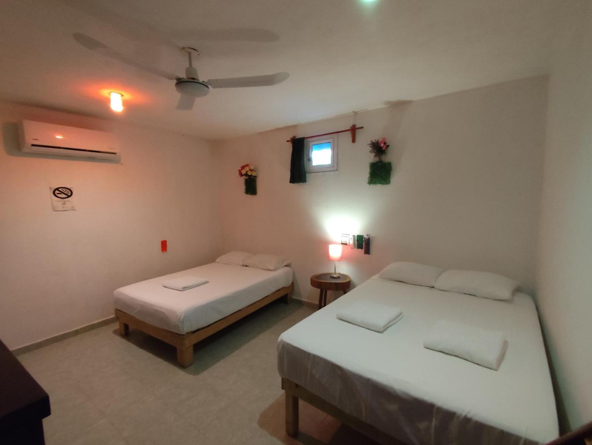 Alojamiento Ya'Ax Nah Playa del Carmen Extérieur photo